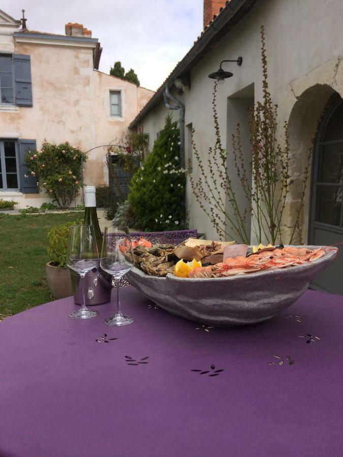 La Rochelle L'Ile De Re Autrement Villa Nieul-sur-Mer Exterior photo