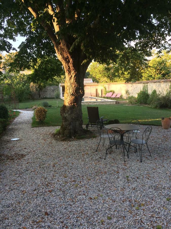 La Rochelle L'Ile De Re Autrement Villa Nieul-sur-Mer Exterior photo